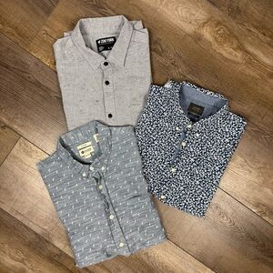 Men's Button Down Shirt Size XL • Lot Of 3 • Short Sleeve Casual Neutral Y2K